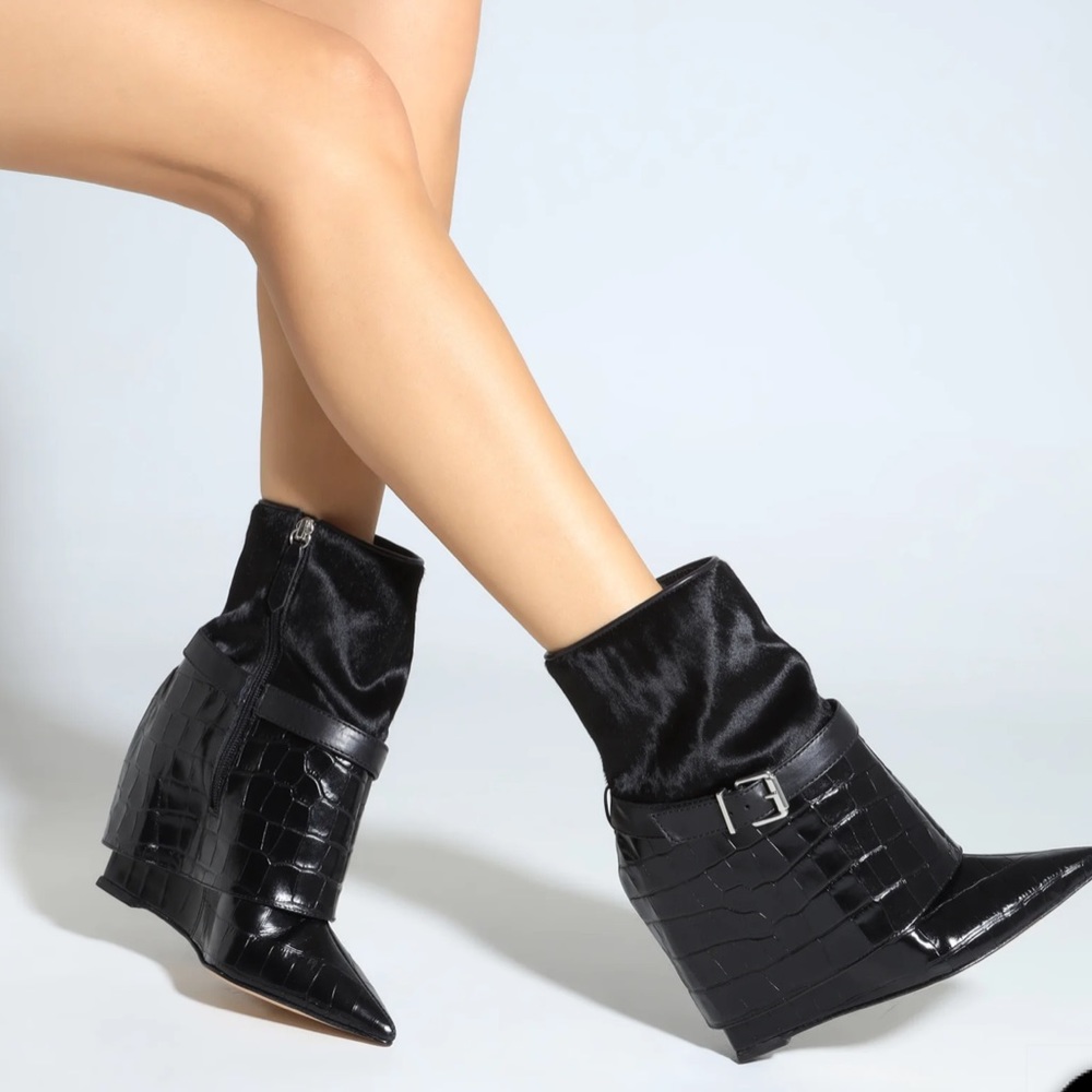 Brand new Schultz Jorian Booties